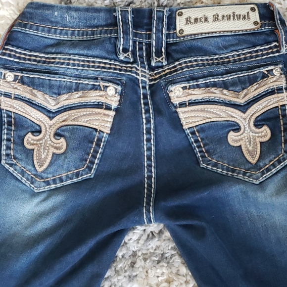 Rock Revival Sorrel Capri Jean's.  Size 25. - Picture 3 of 8